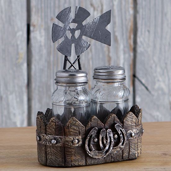 Western salt sales and pepper shakers