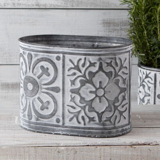 Country Grace Oval Floral Embossed Bin