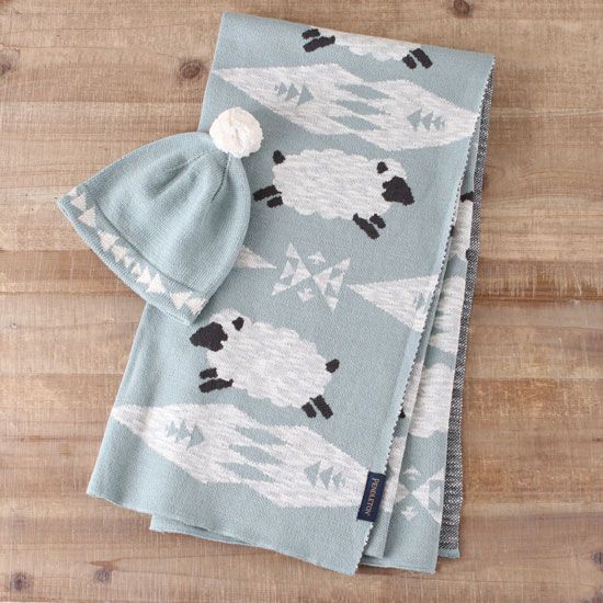 Pendleton Sheep Dreams Knit Blanket with Beanie
