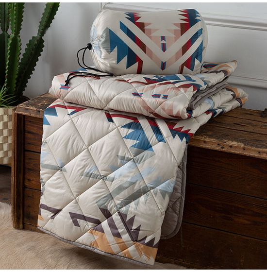 Pendleton White Sands Packable Throw