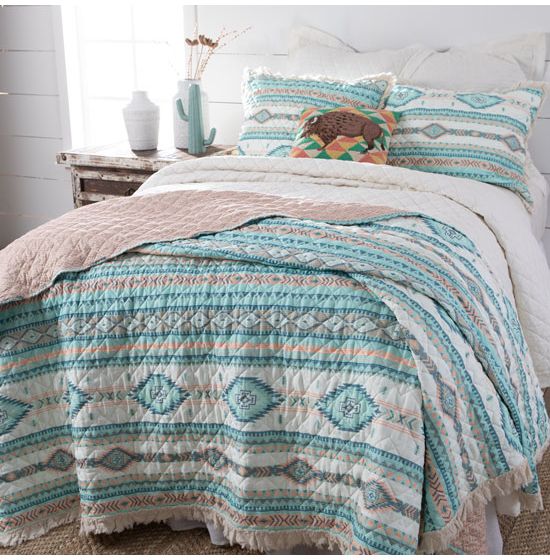 Phoenix Turquoise Ruffle Quilt Set