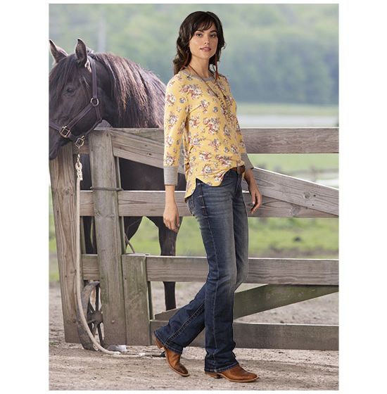 Wrangler Wide Barrel Jeans  Outfits, Clothes, Fashion outfits