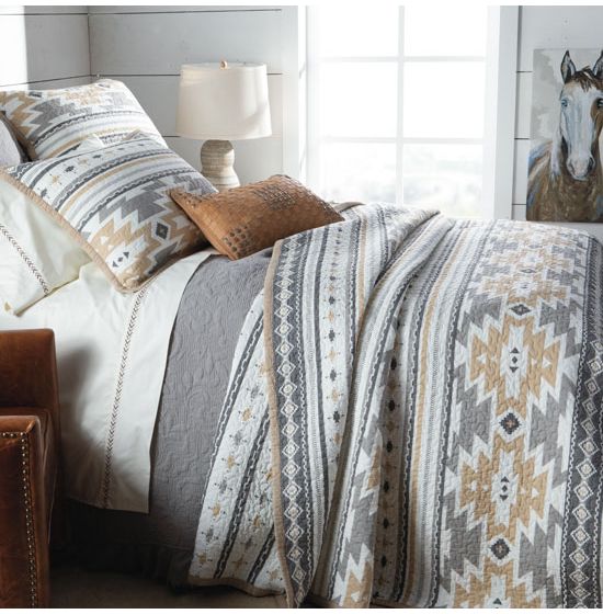 HiEnd Desert Sage Aztec Quilt Set