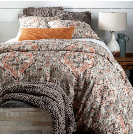 HiEnd Carmen Comforter Set