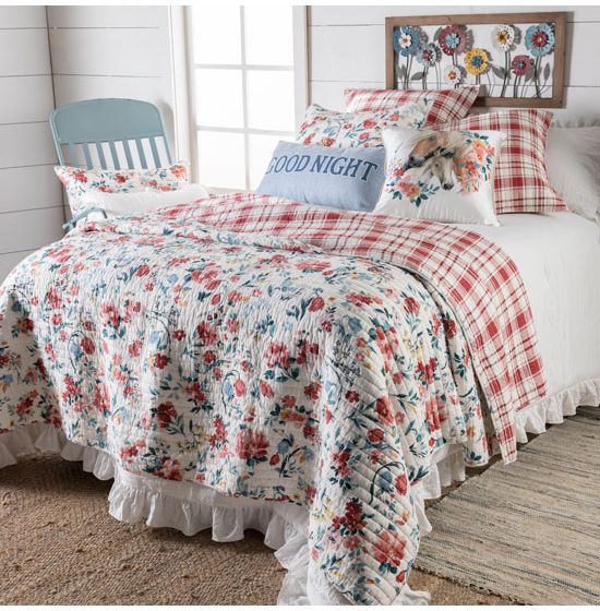 Good Night Gracie Quilted Bedding Collection