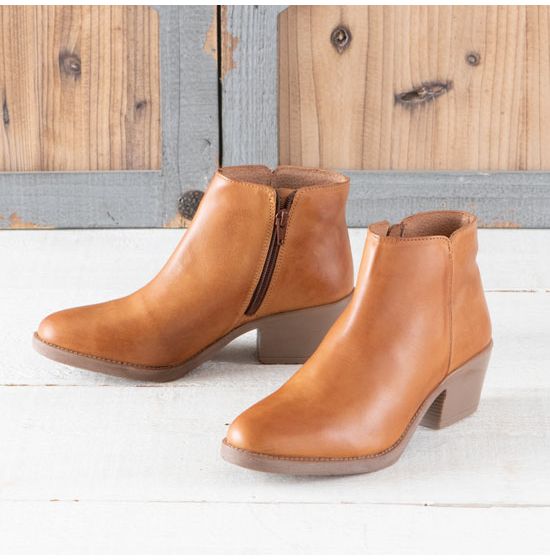 Roper Cassandra Tan Booties