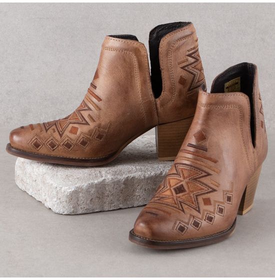 Roper Rowdy Aztec Burnished Leather Boots