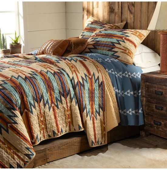 Wyeth Trail Quilt Set