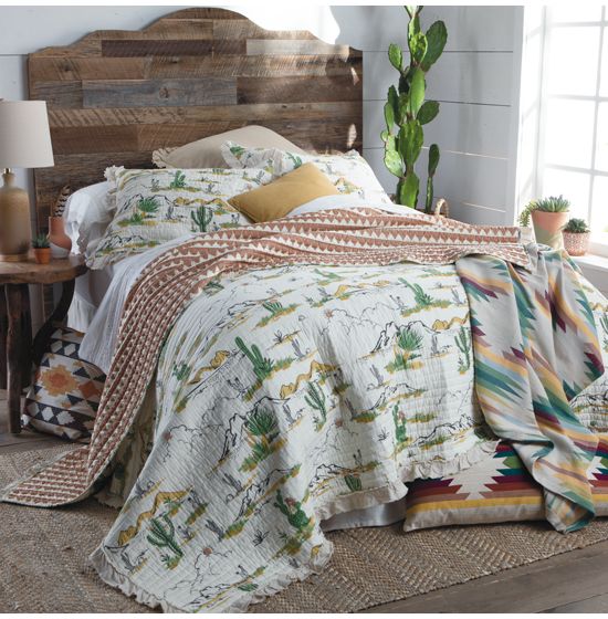 Vintage Cactus Ruffle Quilt Set