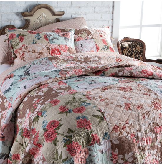 Country Grace Briar Cottage Patchwork Quilt Set