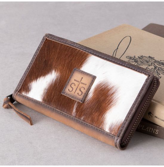 STS Classic Cowhide Ladies Bifold Zip Wallet II