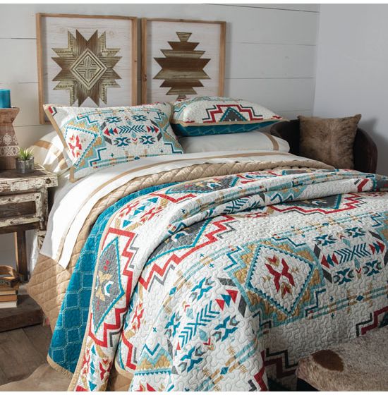 Hiend Spirit Valley Quilt Set