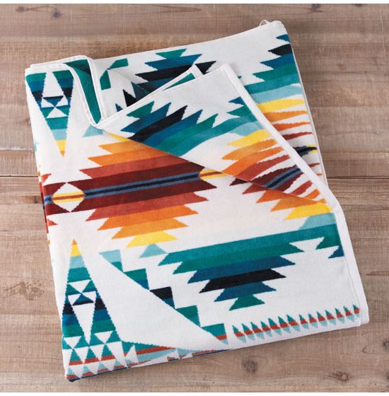 Pendleton Falcon Cove Sunset Spa Towel