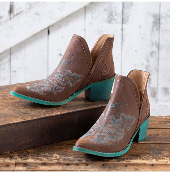 Circle G Turquoise Engraved Bootie