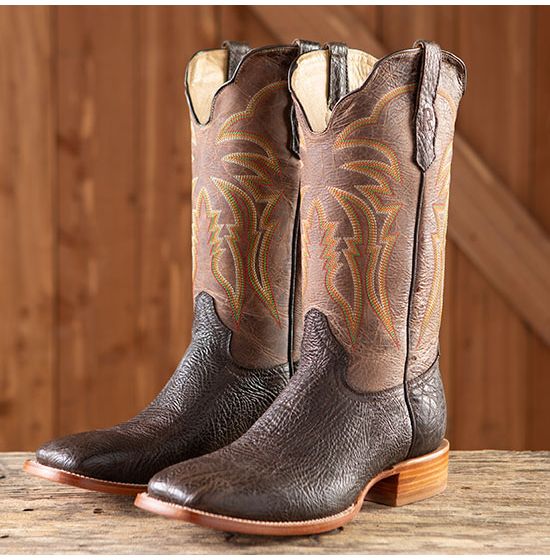 Boot Barn Dress Code : r/cowboyboots